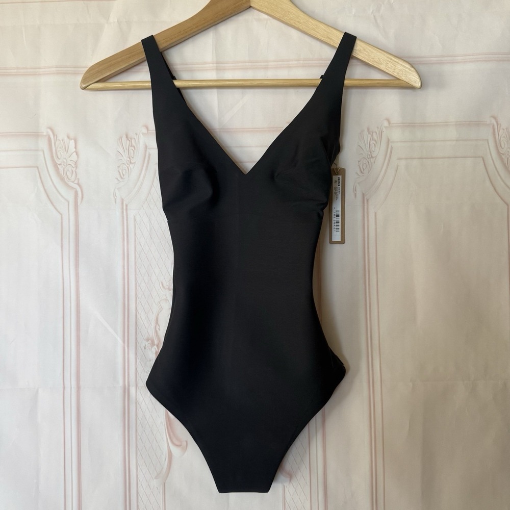 NWT SKIMS Core Sculpt Body Plunge Thong Bodysuit Onyx Black Size XS
